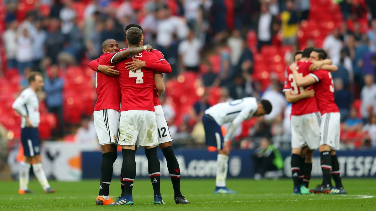 El United celebra un triunfo ante el Tottenham