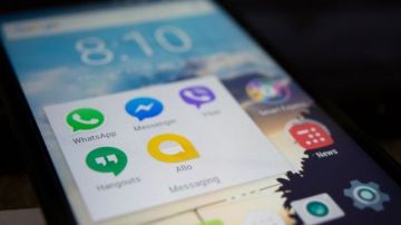 allo android apps hangouts messaging messenger mobile phone screen 950435_643x397