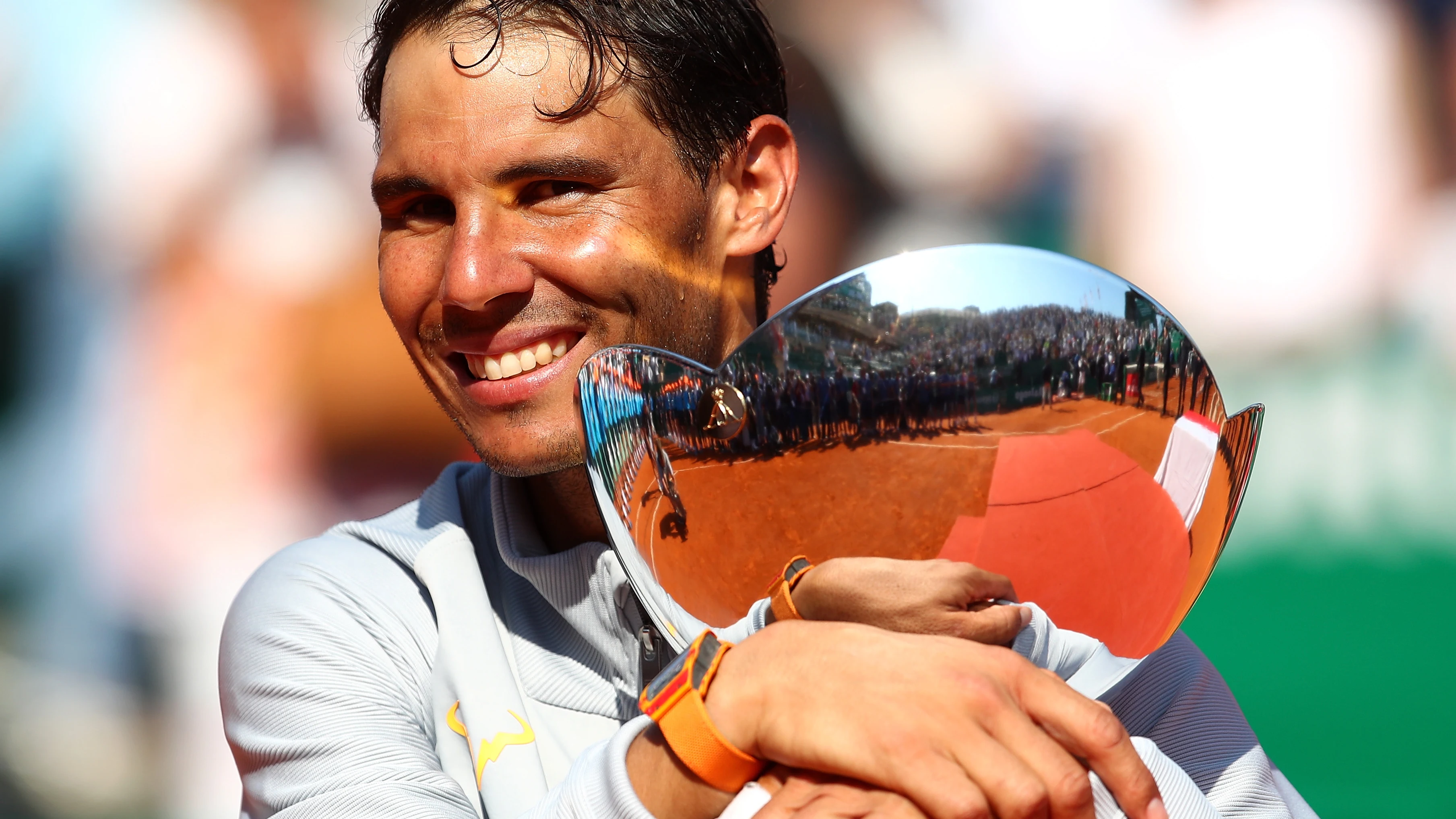 Nadal, con el trofeo de campeón de Montecarlo