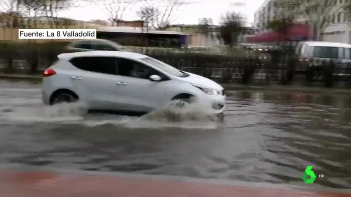 Fuerte tormenta en Valladolid que contrasta con temperaturas veraniegas en Valencia