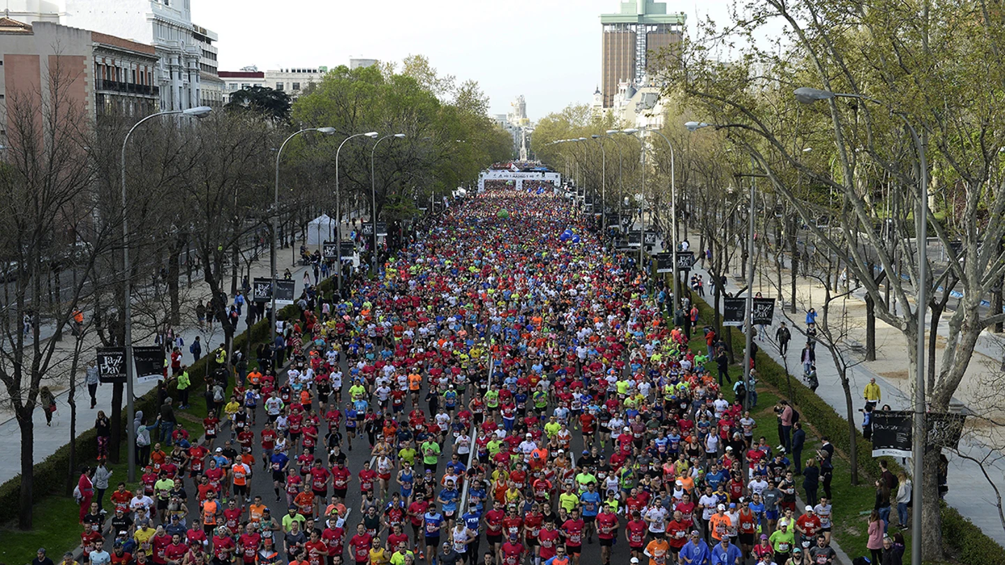 Miles de corredores tras la salida del EDP Rock'n'roll Maratón de Madrid 2019 Miles de corredores tras la salida del EDP Rock'n'roll Maratón de Madrid 2019