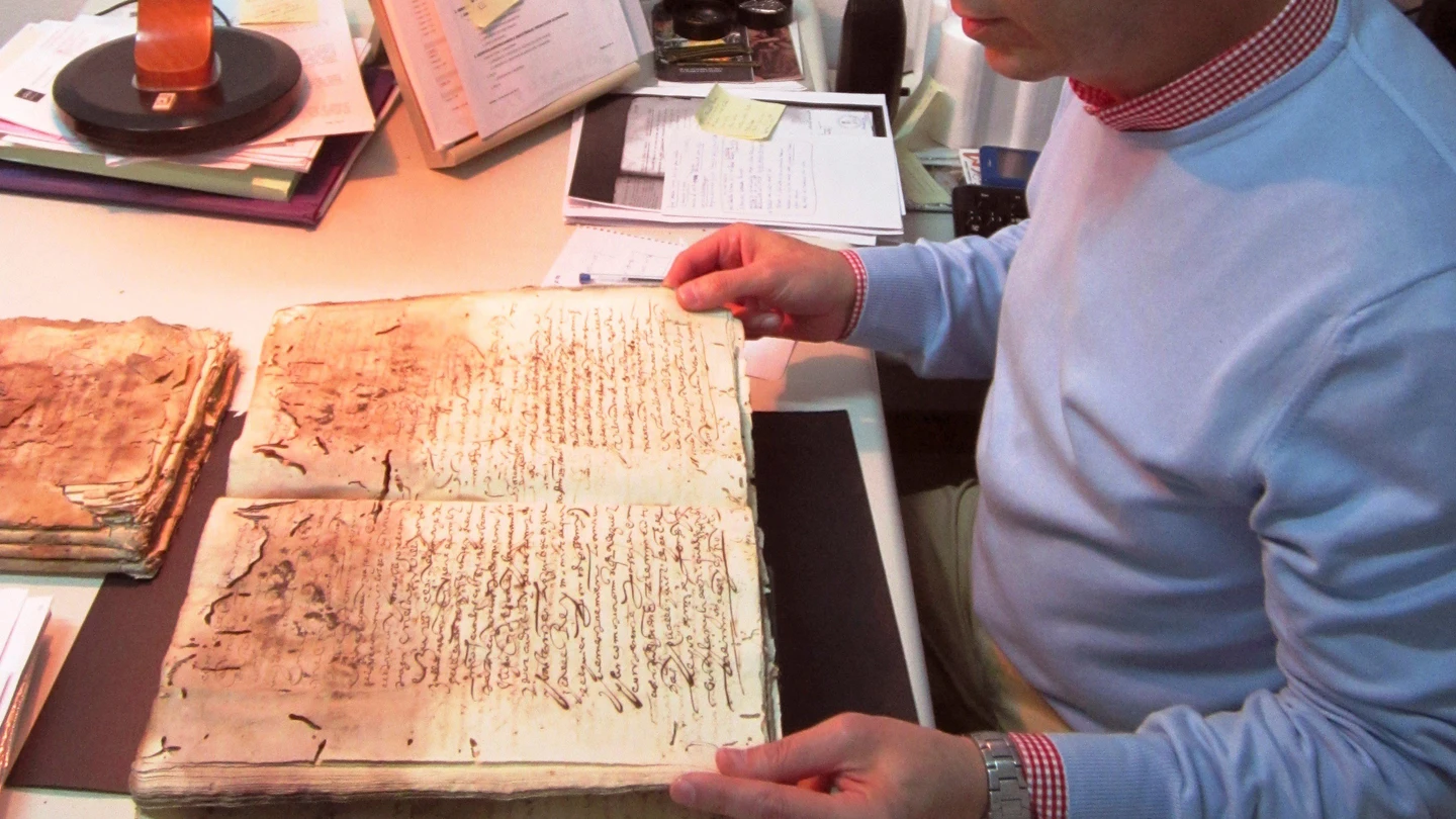 Dos nuevos documentos hallados en el Archivo de Indias y en el de Protocolos de Sevilla por el investigador José Cabello Núñez Dos nuevos documentos hallados en el Archivo de Indias y en el de Protocolos de Sevilla por el investigador José Cabello Núñez