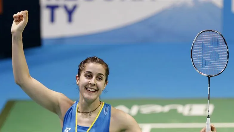 Carolina Marín celebra la victoria en un partido del campeonato de Europa