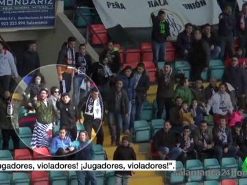 Aficionados insultan a los jugadores de la Arandina en el Helmántico Aficionados insultan a los jugadores de la Arandina en el Helmántico
