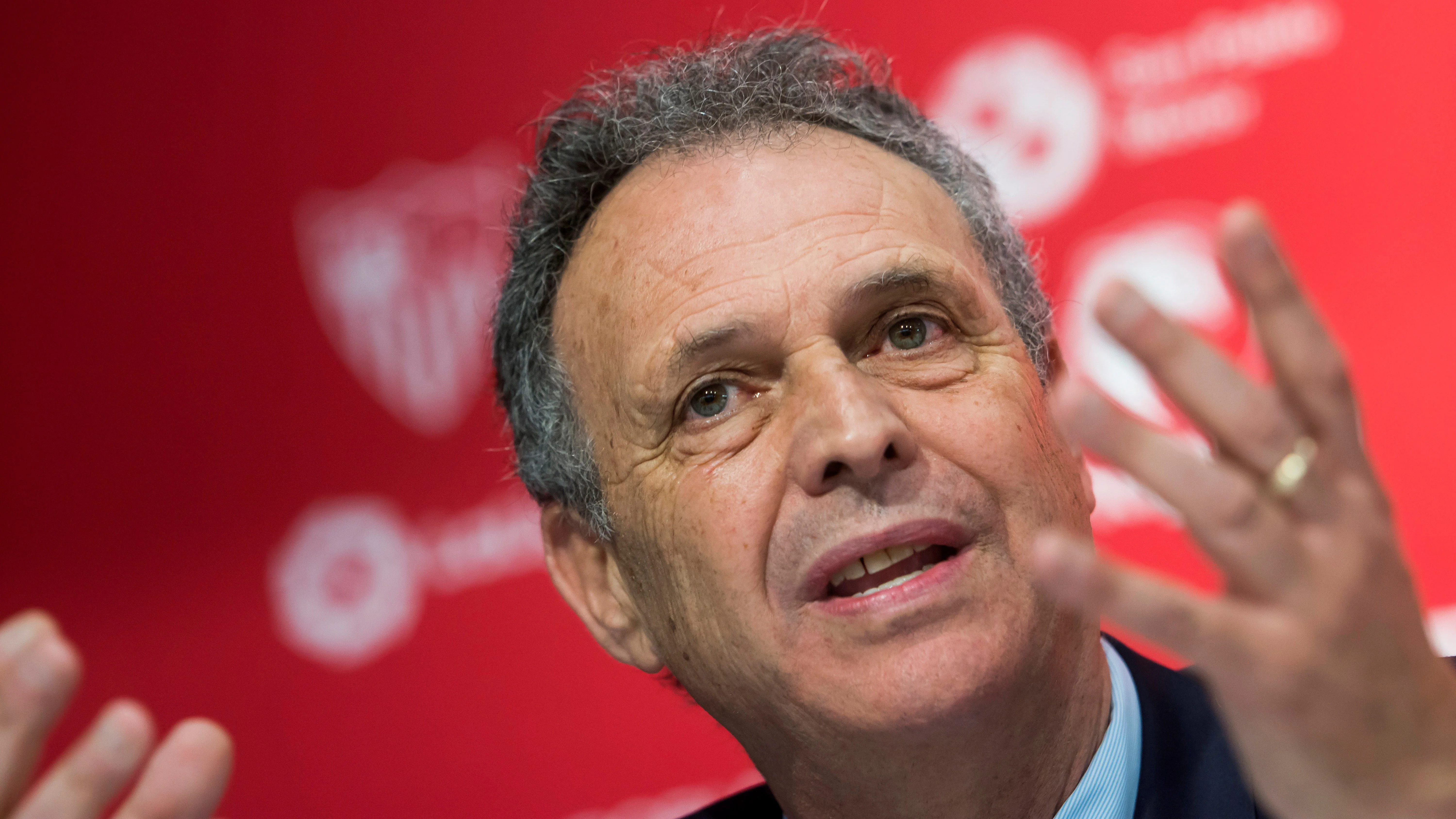 Joaquín Caparros en su presentación