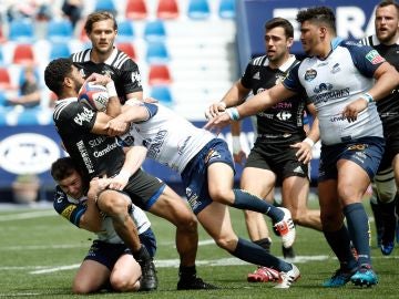 Jugadores del VRAC y El Salvador, durante la final de Copa de rugby Jugadores del VRAC y El Salvador, durante la final de Copa de rugby