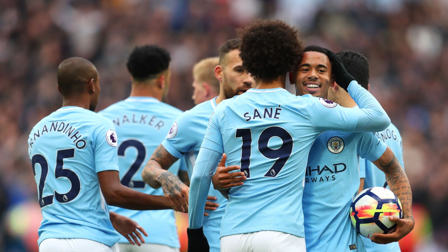 El Manchester City celebrando un gol