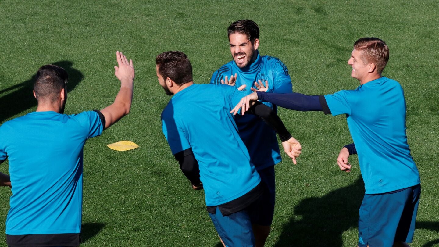 Isco y Nacho entrenan con el Real Madrid