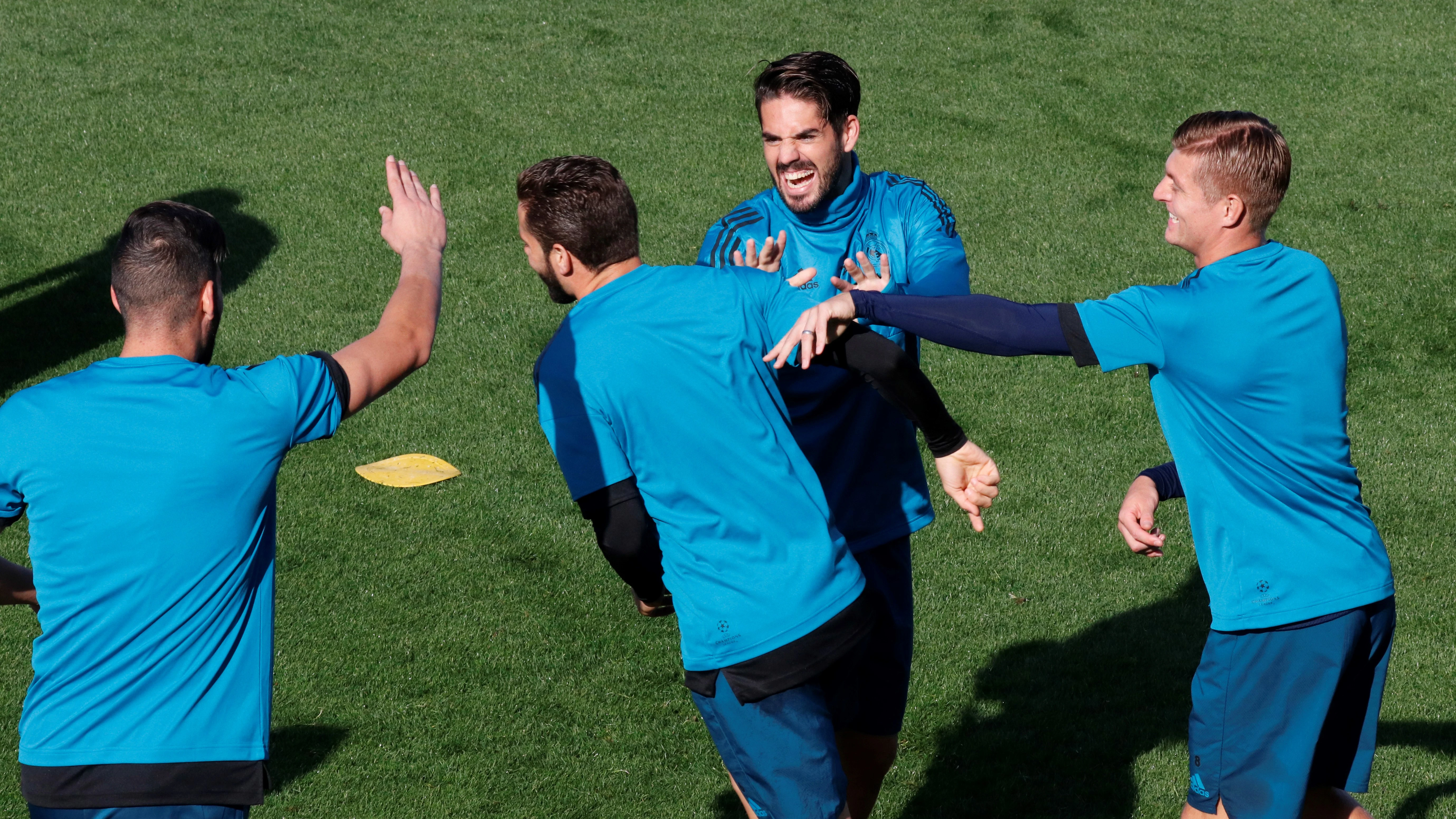 Isco y Nacho entrenan con el Real Madrid