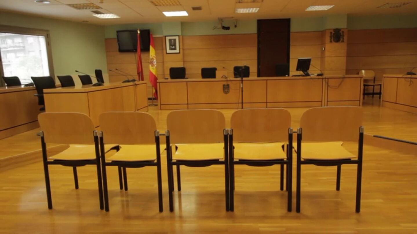 As&iacute; lucharon la justicia, los familiares y los amigos de la v&iacute;ctima de 'La Manada' para preservar su anonimato