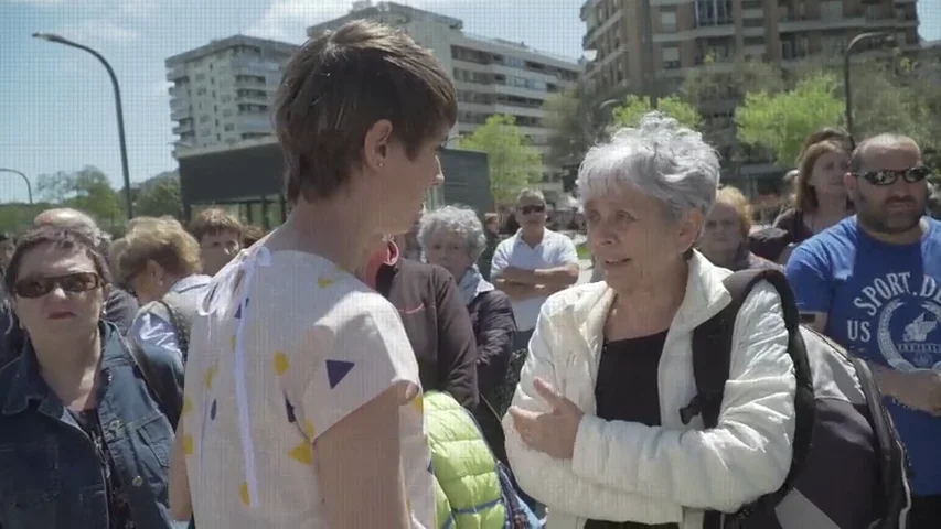 "Si no es violación, que alguien me explique qué es": la decepción y la rabia de los ciudadanos tras la sentencia a 'La Manada'