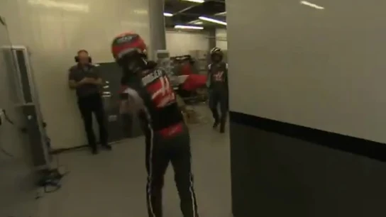 Grosjean, cabreado Grosjean, cabreado