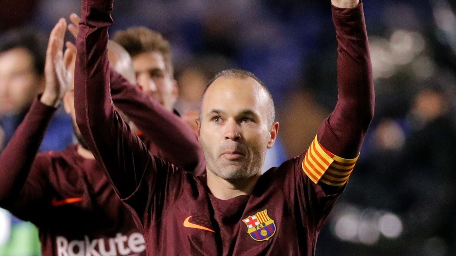 Andr&eacute;s Iniesta celebra el t&iacute;tulo liguero en Riazor