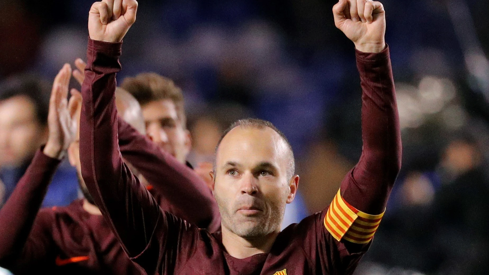 Andrés Iniesta celebra el título liguero en Riazor