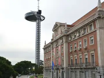 Faro de Moncloa Faro de Moncloa
