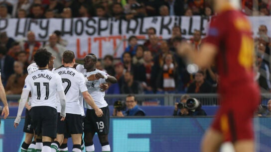 El Liverpool celebra un gol ante la Roma