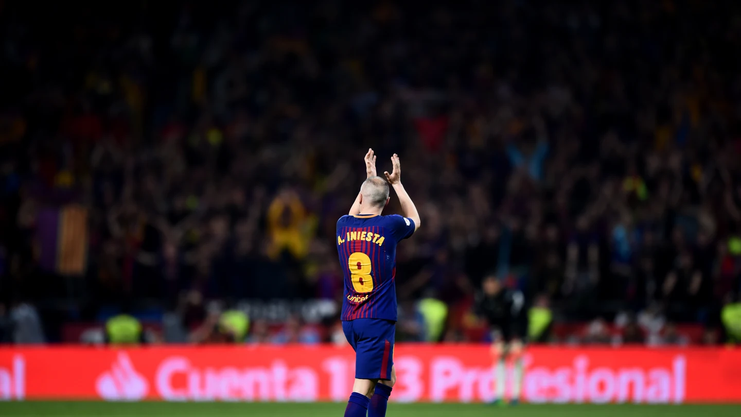 Iniesta se despide durante la final de Copa en el Metropolitano Iniesta se despide durante la final de Copa en el Metropolitano