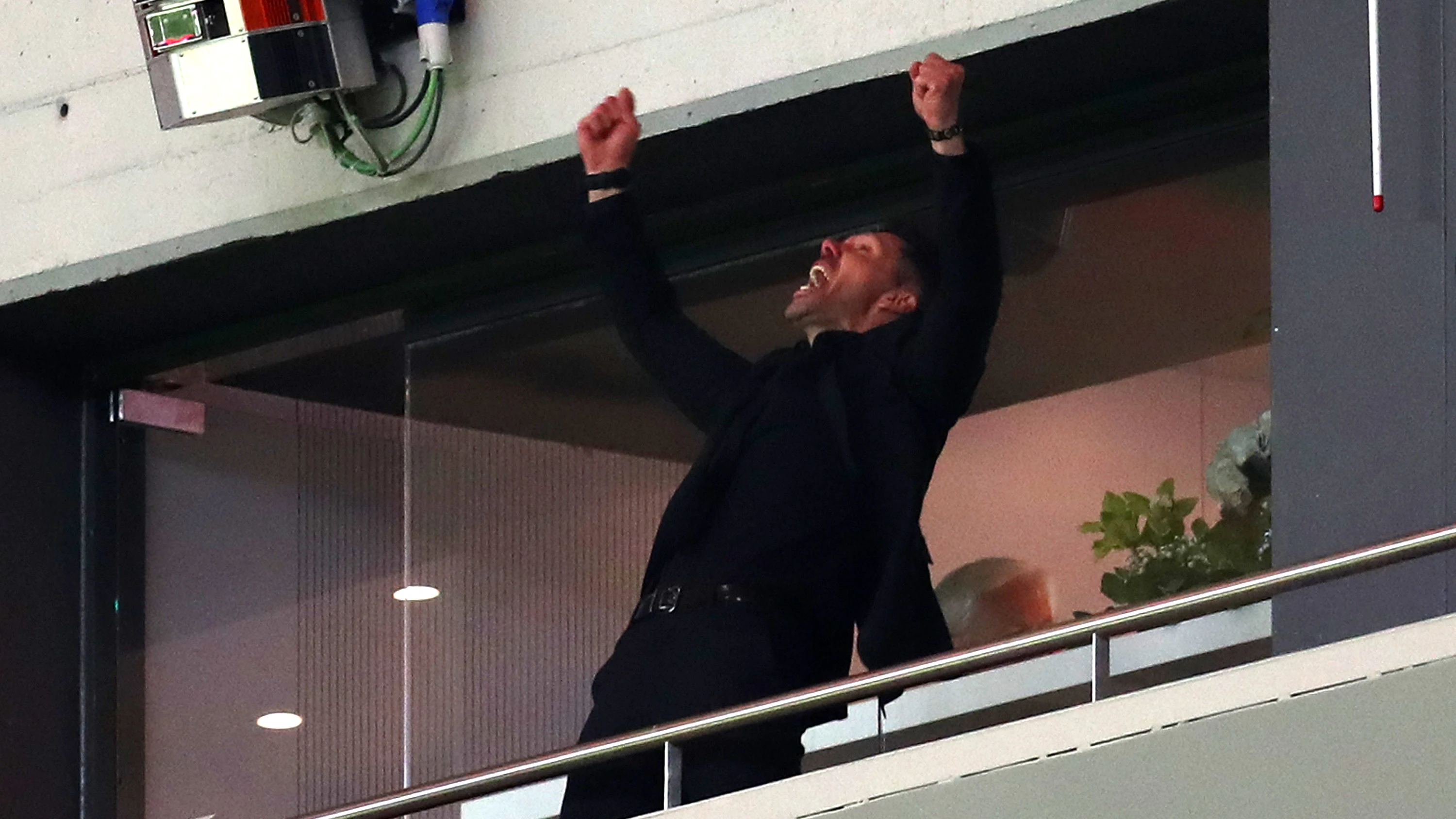 Simeone, desatado en el palco