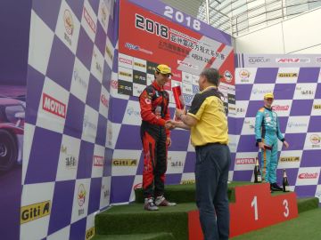 Antol&iacute;n Gonz&aacute;lez mantiene sus opciones en la Asian Formula Renault