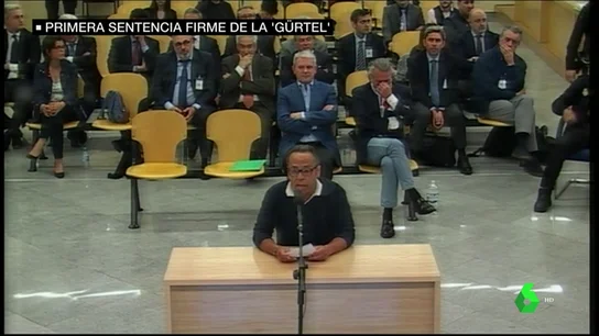 La amenaza de 'El Bigotes' en su alegato final por el 'caso Fitur': "Si me dan fuerza y vida acabaré con la carrera de todos ellos" La amenaza de 'El Bigotes' en su alegato final por el 'caso Fitur': "Si me dan fuerza y vida acabaré con la carrera de todos ellos"