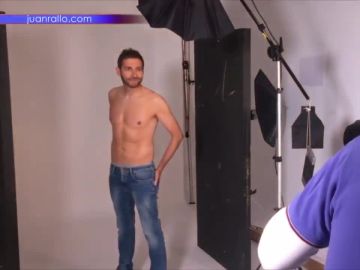 Así ha sido la sesión de fotos de Frank Blanco luciendo abdominales Así ha sido la sesión de fotos de Frank Blanco luciendo abdominales