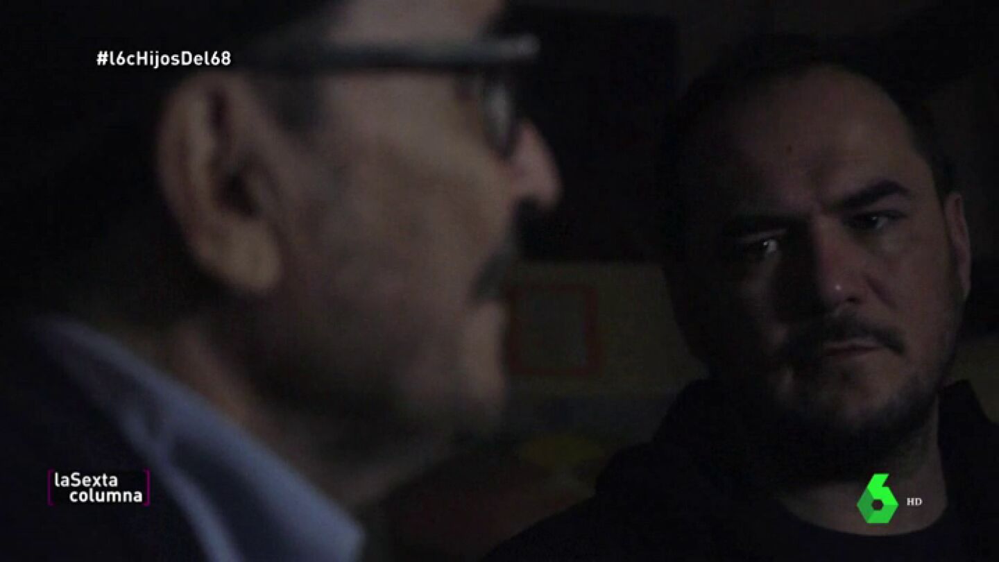 El padre de Ismael Serrano junto al cantante