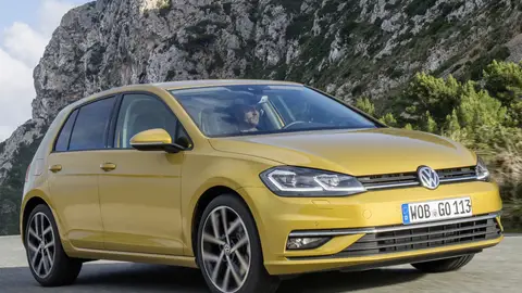 VW Golf 1.5 TSI con 130 CV VW Golf 1.5 TSI con 130 CV