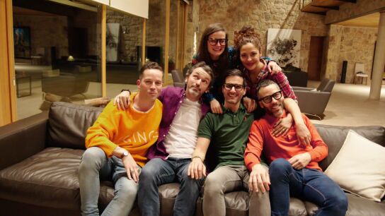 La sorpresa m&aacute;s Hygge de Patricia a Luis con una familia de instagramers