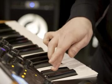 Moog, uno de los sintetizadores clásicos más vistosos y cotizados. Moog, uno de los sintetizadores clásicos más vistosos y cotizados.