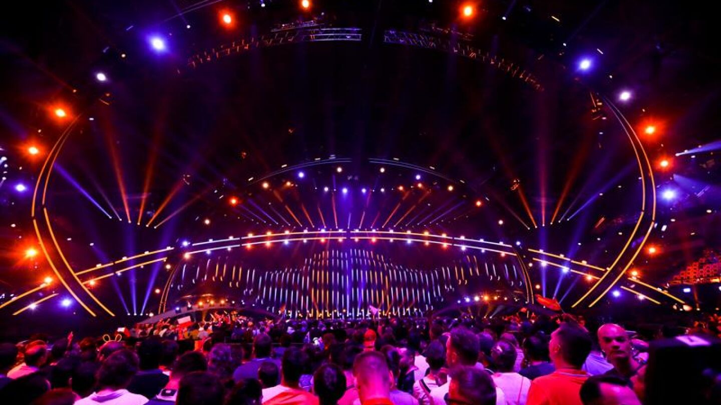 Vista general del escenario durante la segunda semifinal del 63&ordm; Festival de la Canci&oacute;n de Eurovisi&oacute;n