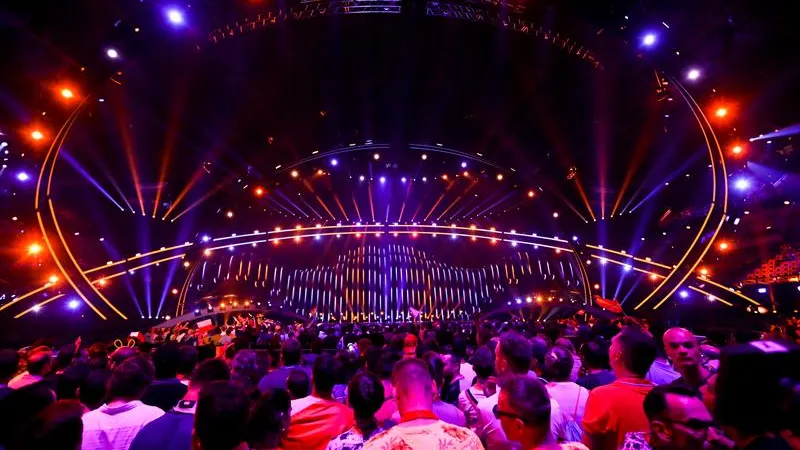 Vista general del escenario durante la segunda semifinal del 63º Festival de la Canción de Eurovisión