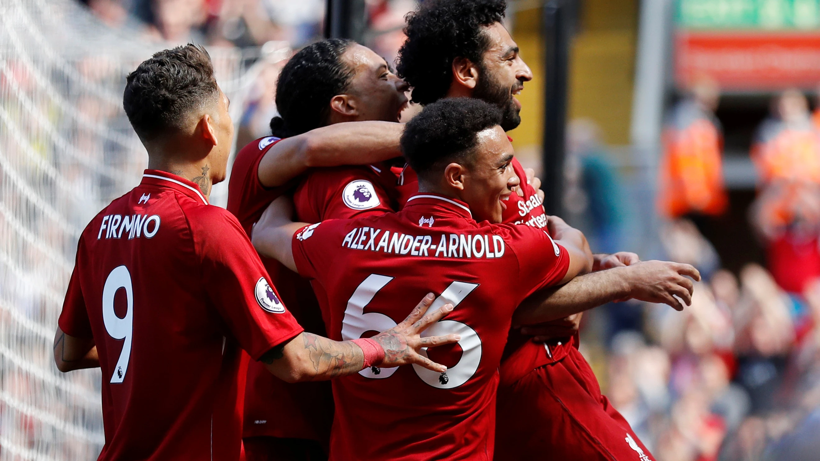 Salah celebrando el primer gol del Liverpool Salah celebrando el primer gol del Liverpool