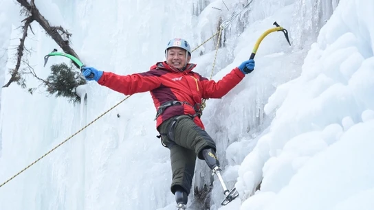 El escalador chino Xia Boyu El escalador chino Xia Boyu