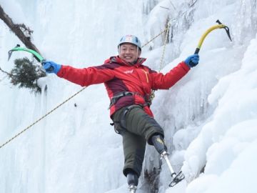 El escalador chino Xia Boyu El escalador chino Xia Boyu