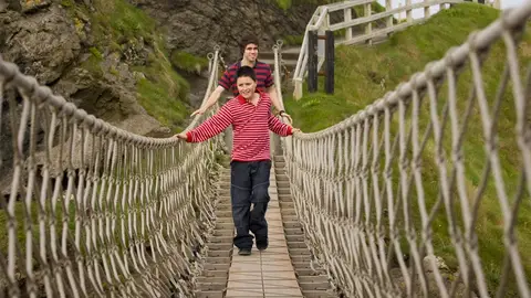 Carrick-a-Rede 10 postales para disfrutar del buen tiempo en Irlanda
