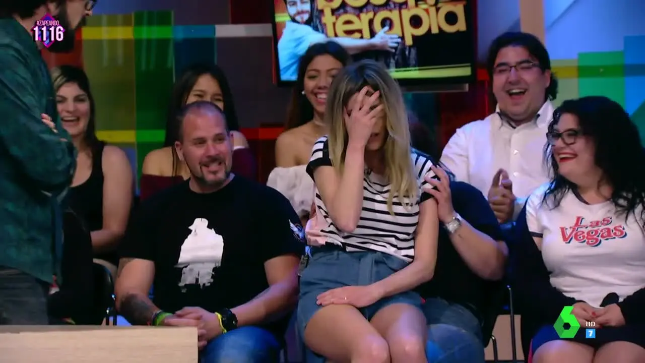 La loca terapia de Anna Simon con la que acaba herida y con "el r&iacute;mel corrido"