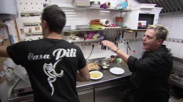 Javier y Pili discuten en Pesadilla en la cocina: Casa Pili
