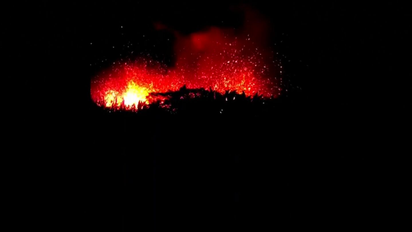 Nube de cenizas del volc&aacute;n Kilauea 