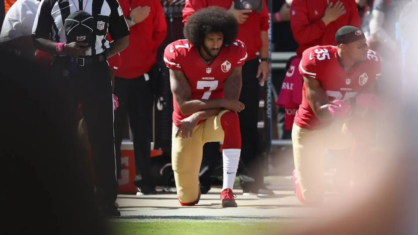 Colin Kaepernick, jugador de fútbol americano Colin Kaepernick, jugador de fútbol americano
