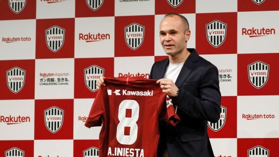Andr&eacute;s Iniesta, en su presentaci&oacute;n con el Vissel Kobe