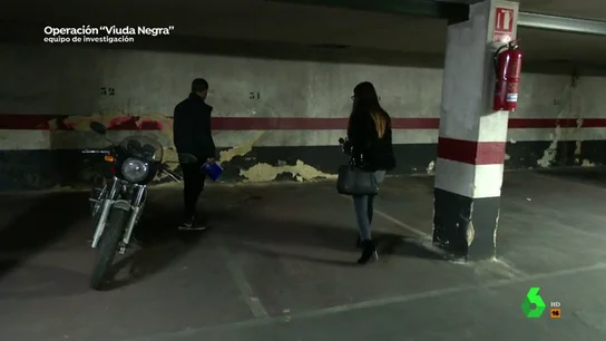 "Ella daba unos gritos tan exagerados que se oían en toda la calle": hablan los vecinos de Antonio Navarro y Maje sobre el asesinato "Ella daba unos gritos tan exagerados que se oían en toda la calle": hablan los vecinos de Antonio Navarro y Maje sobre el asesinato