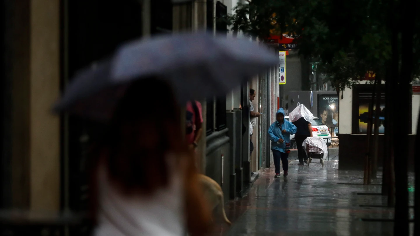 Alerta por lluvia y fuertes tormentas Alerta por lluvia y fuertes tormentas