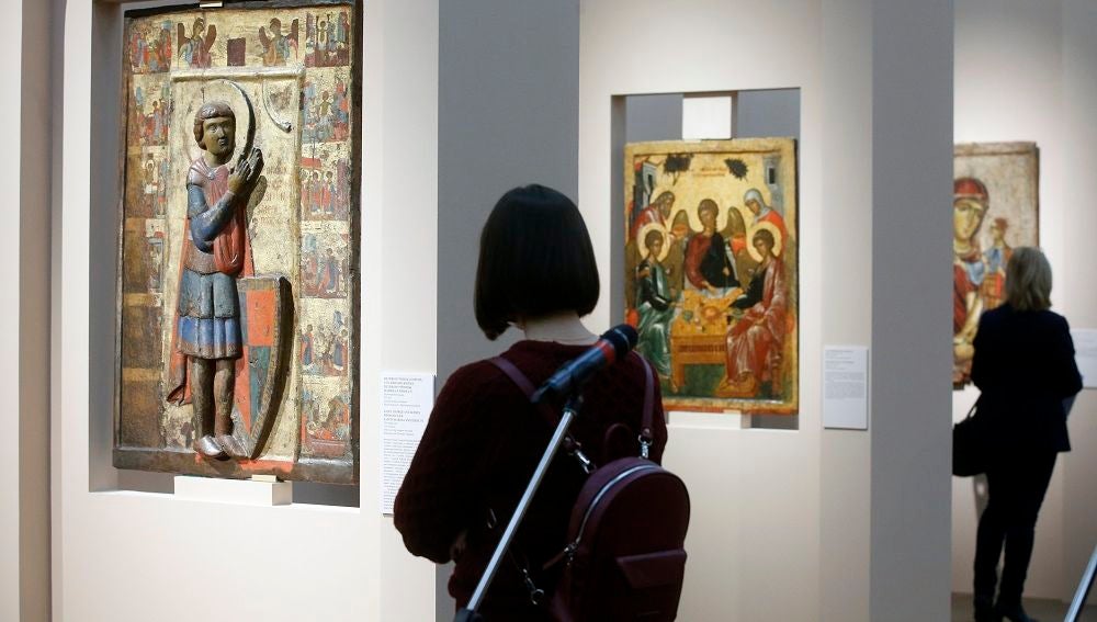 Destrozan con un poste metálico el cuadro 'Iván el Terrible y su hijo' en una Galería de Moscú