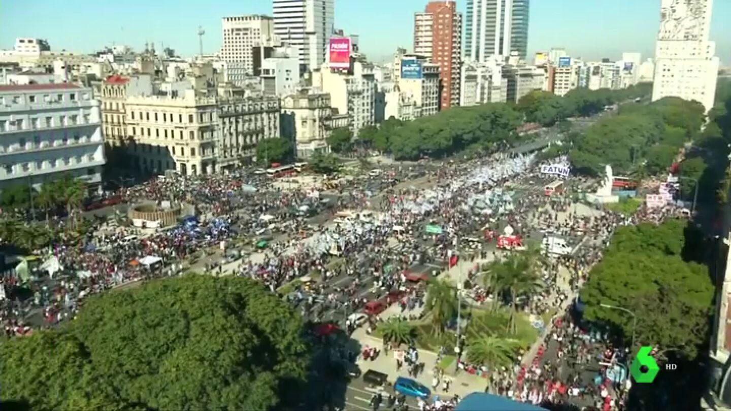 Manifestaci&oacute;n multitudinaria en Buenos Aires