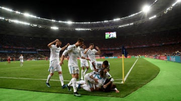 El Real Madrid celebra un gol