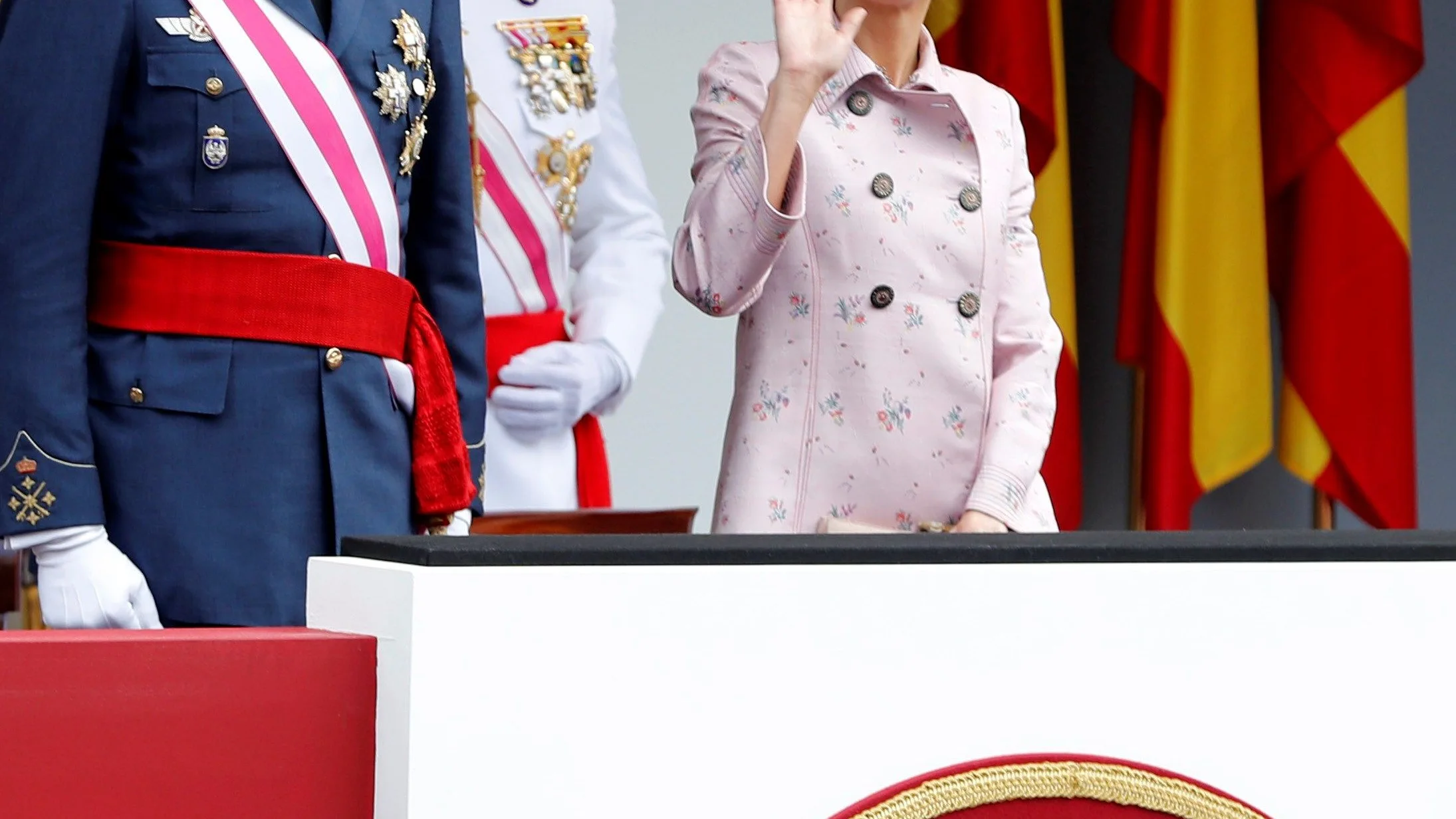 Los reyes presiden el Día de las Fuerzas Armadas en Logroño