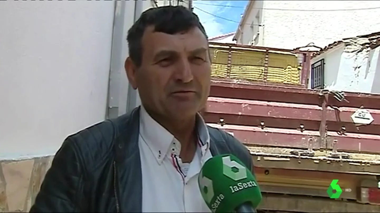 El alcalde socialista de Alcalá de la Vega acusa a un concejal del PP de intentar atropellarle El alcalde socialista de Alcalá de la Vega acusa a un concejal del PP de intentar atropellarle