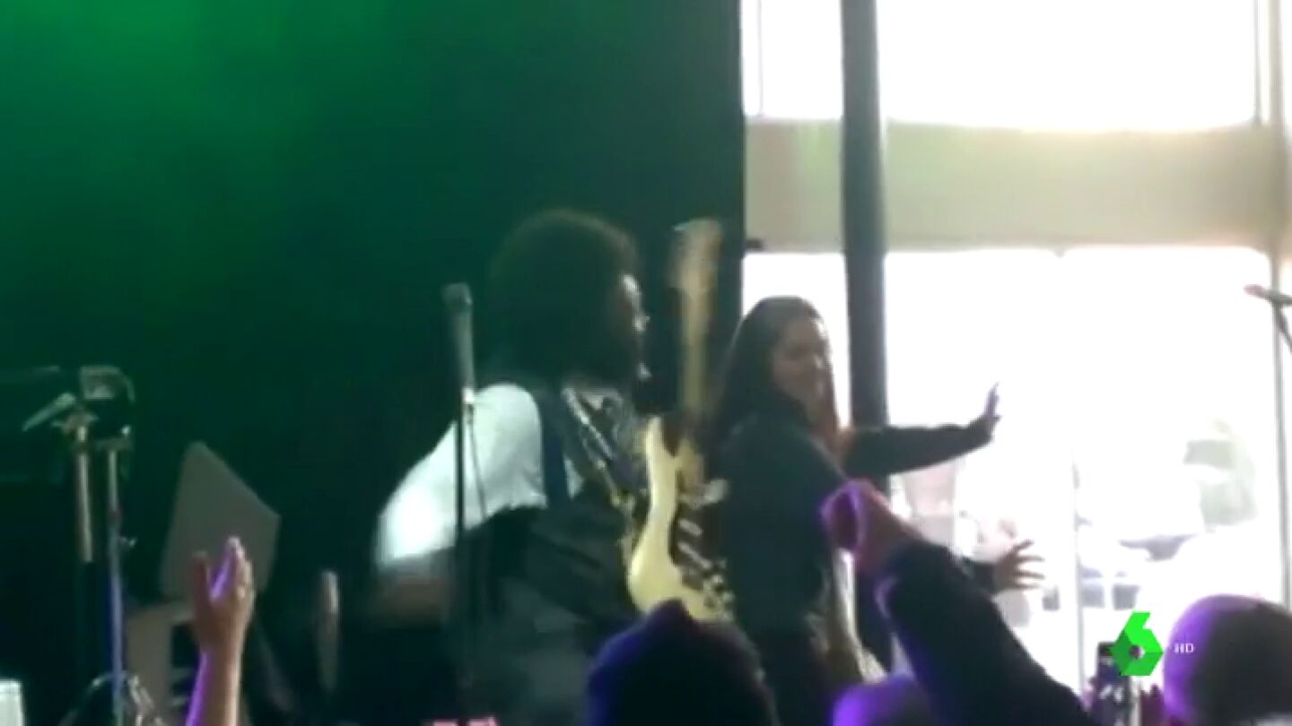 Condenan al rapero Afroman a pagar 65.000 euros a la mujer que golpe&oacute; en uno de sus conciertos