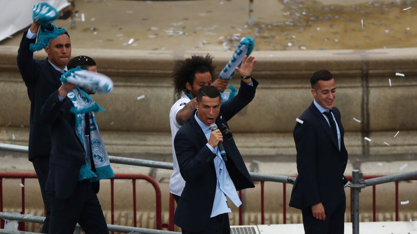 Cristiano Ronaldo, micr&oacute;fono en mano en Cibeles