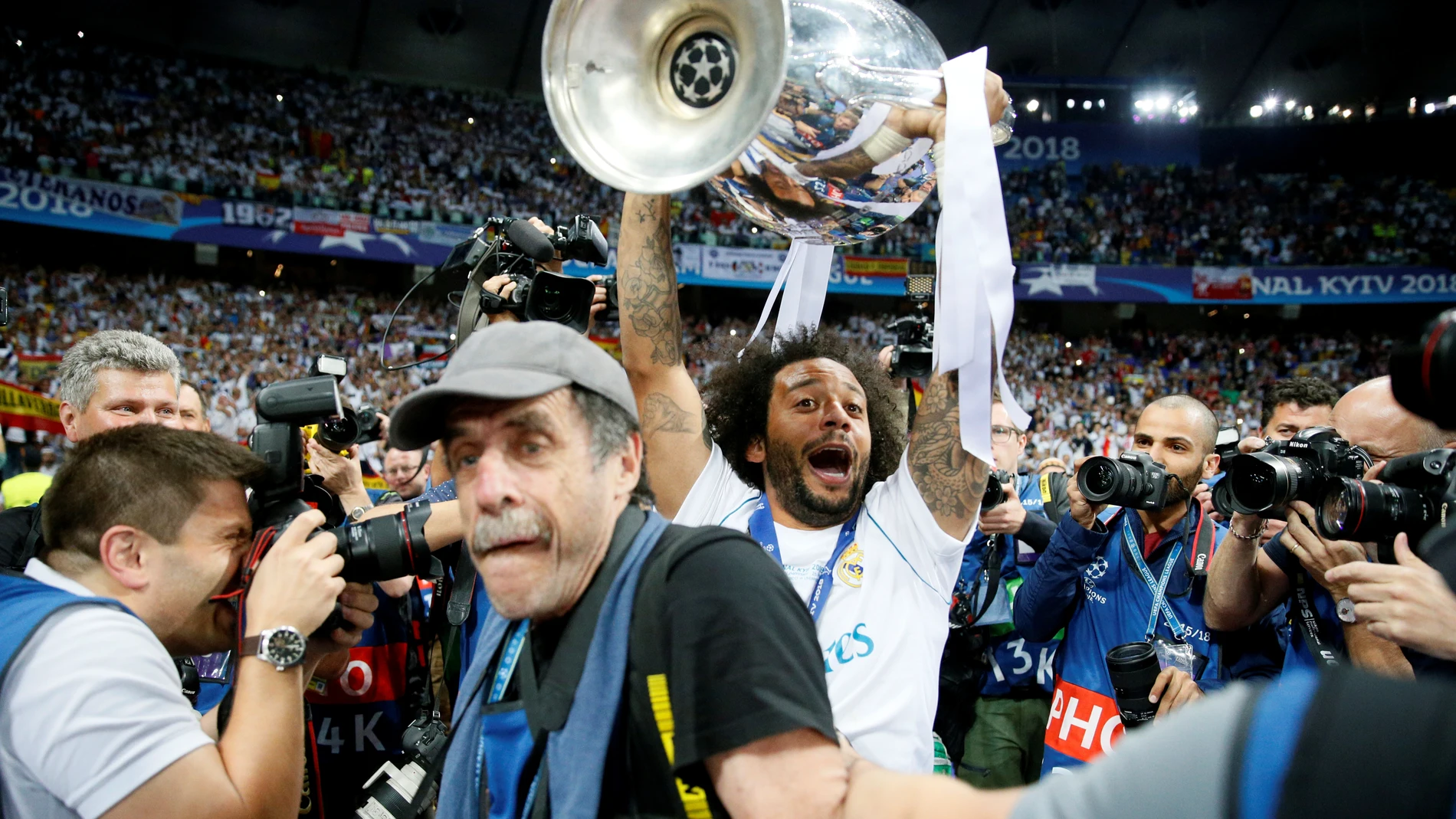 Marcelo levanta la Champions en Kiev